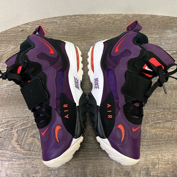 ? Nike Air Trainer Huarache – Court Purple/Hyper Crimson – Men’s 8 – 525225-500 main image 9
